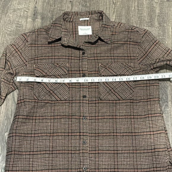 Abercrombie & Fitch Oversized Women’s Small Long Sleeve Button Down - Picture 5 of 6